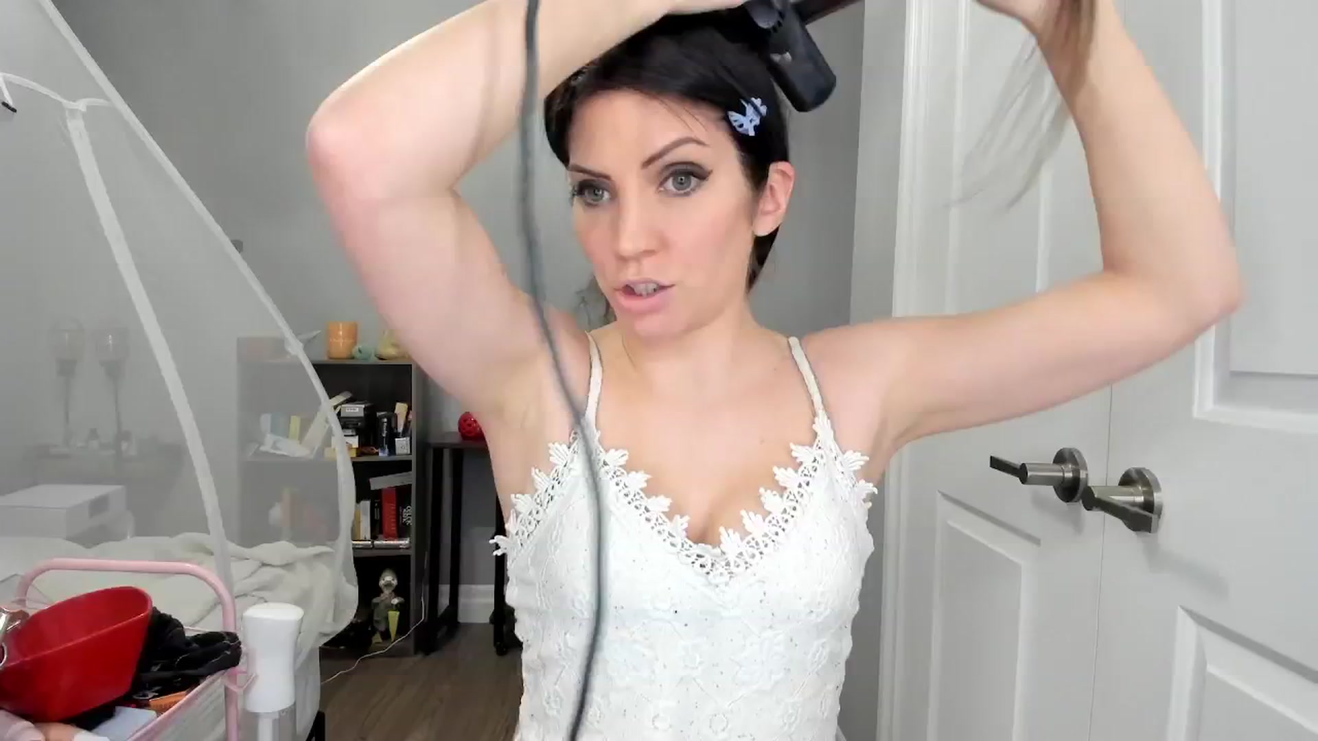 Gallery image thumbnail from Laurel's myfreecams stream on, 02/26/2025, 05:17 image 11 of 20