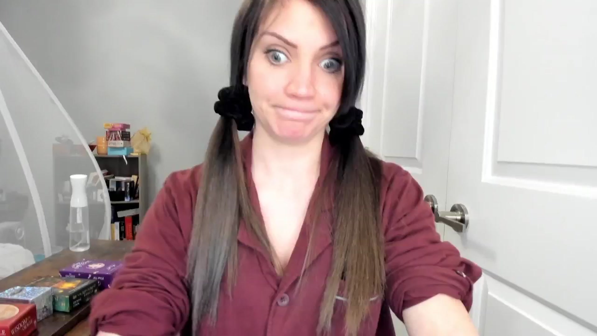 Gallery image thumbnail from Laurel's myfreecams stream on, 02/27/2025, 07:10 image 9 of 20