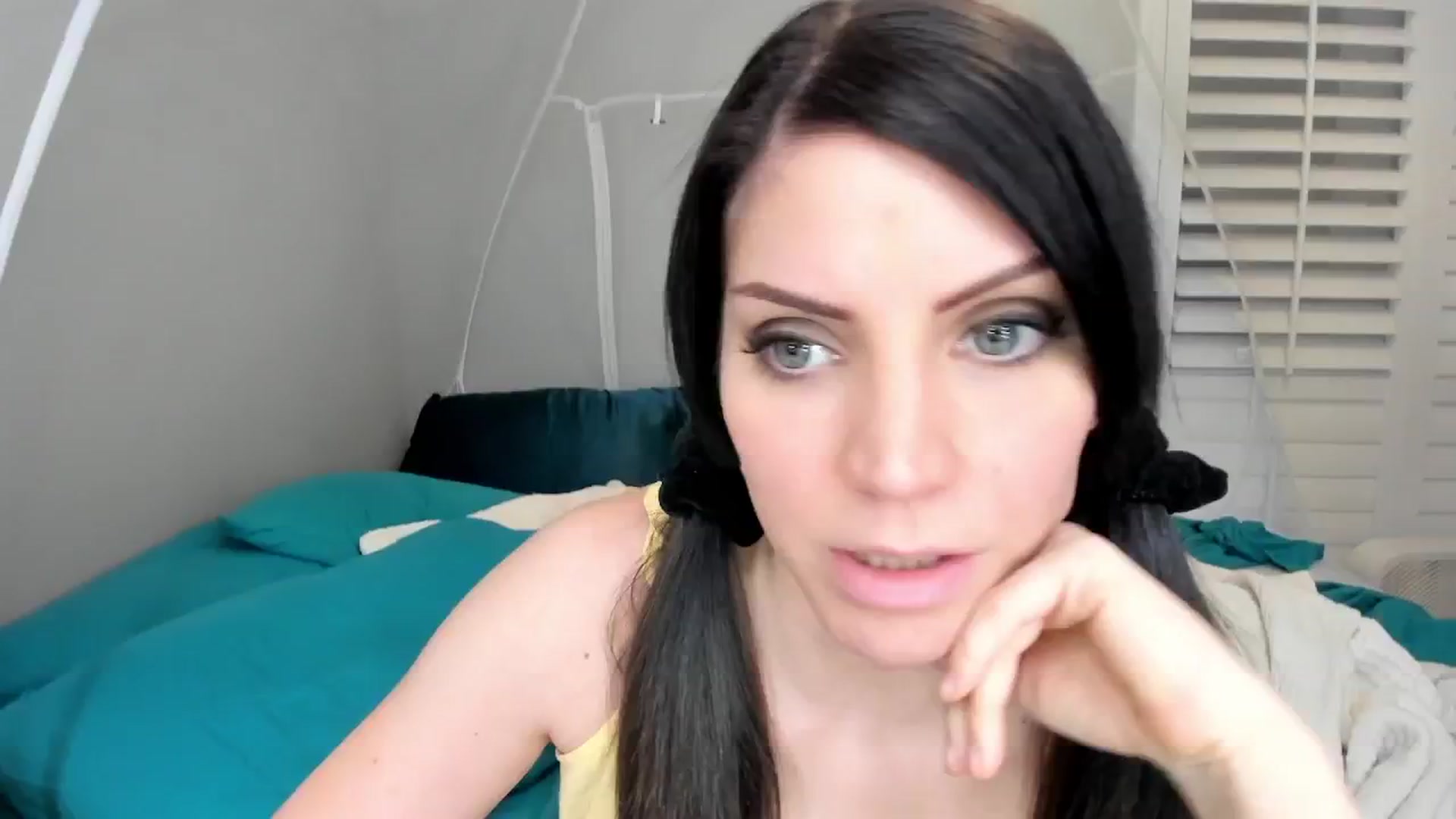 Gallery image thumbnail from Laurel's myfreecams stream on, 02/28/2025, 04:24 image 5 of 20