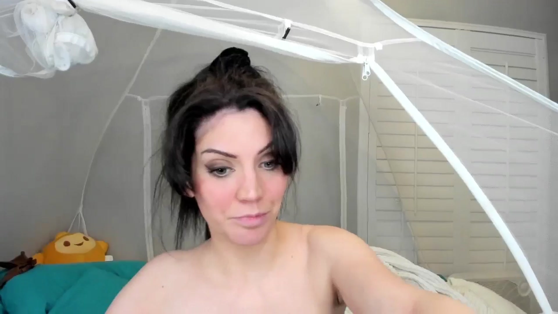 Gallery image thumbnail from Laurel's myfreecams stream on, 03/07/2025, 10:34 image 10 of 20