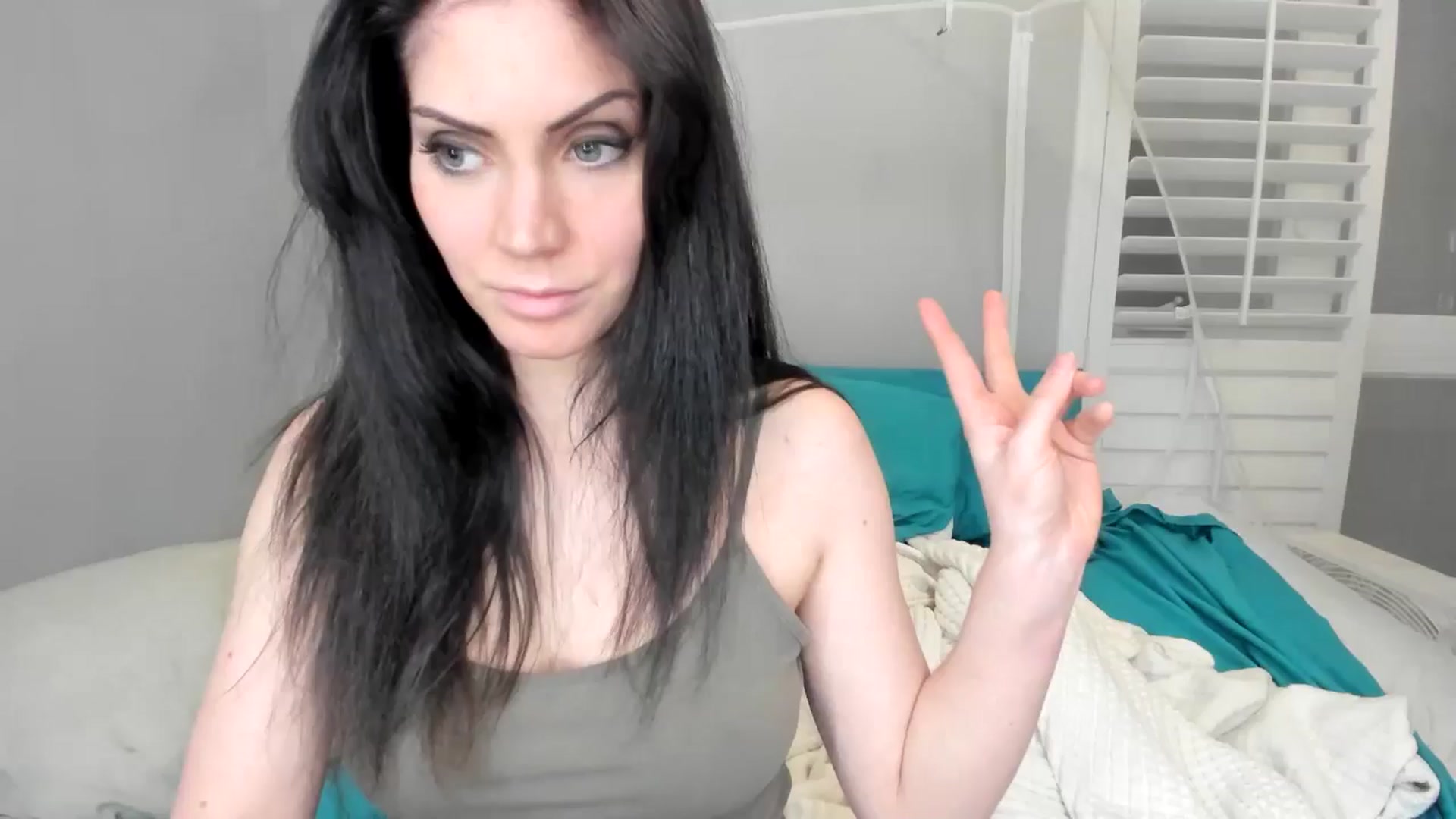 Gallery image thumbnail from Laurel's myfreecams stream on, 03/09/2025, 10:11 image 1 of 20