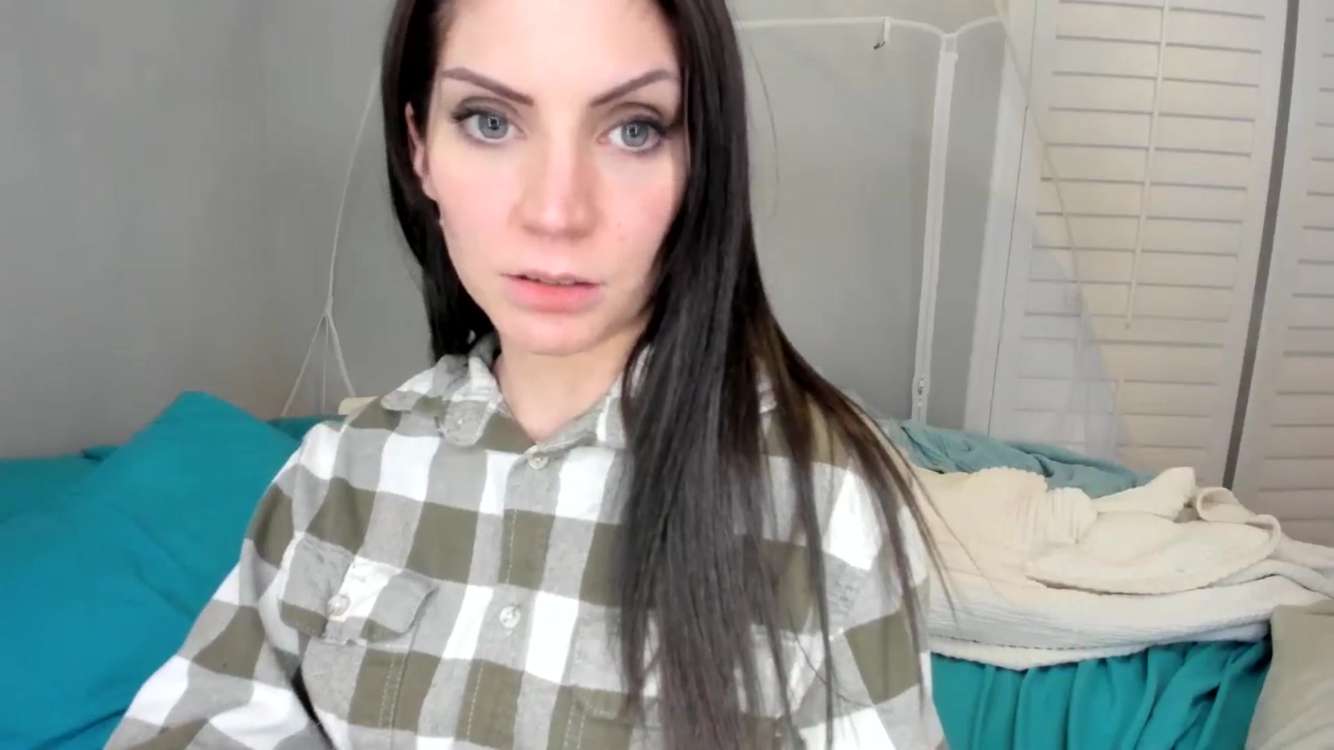 Gallery image thumbnail from Laurel's myfreecams stream on, 03/24/2025, 05:34 image 17 of 20