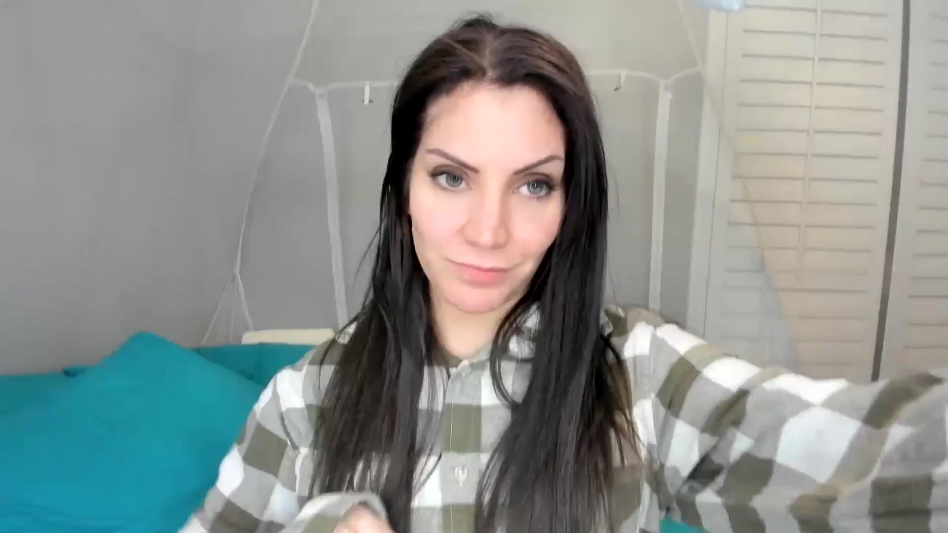 Gallery image thumbnail from Laurel's myfreecams stream on, 03/24/2025, 05:34 image 1 of 20