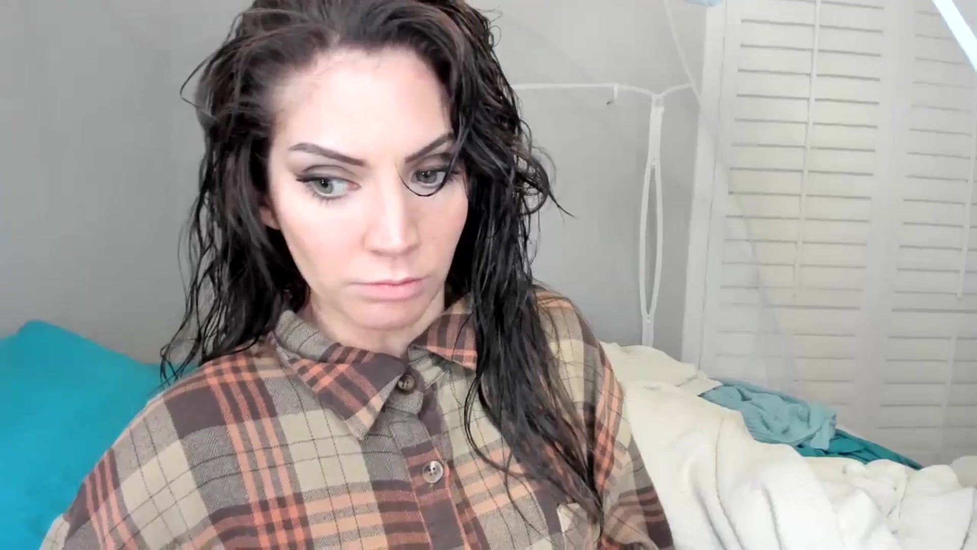 Gallery image thumbnail from Laurel's myfreecams stream on, 03/25/2025, 05:13 image 6 of 20