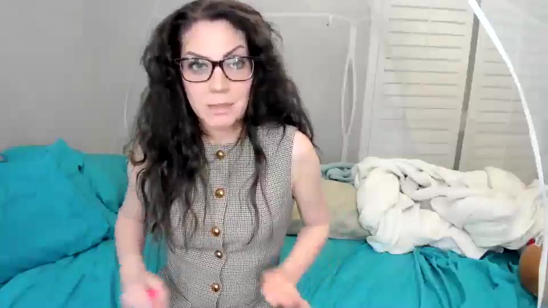Gallery image thumbnail from Laurel's myfreecams stream on, 03/26/2025, 05:54 image 14 of 20