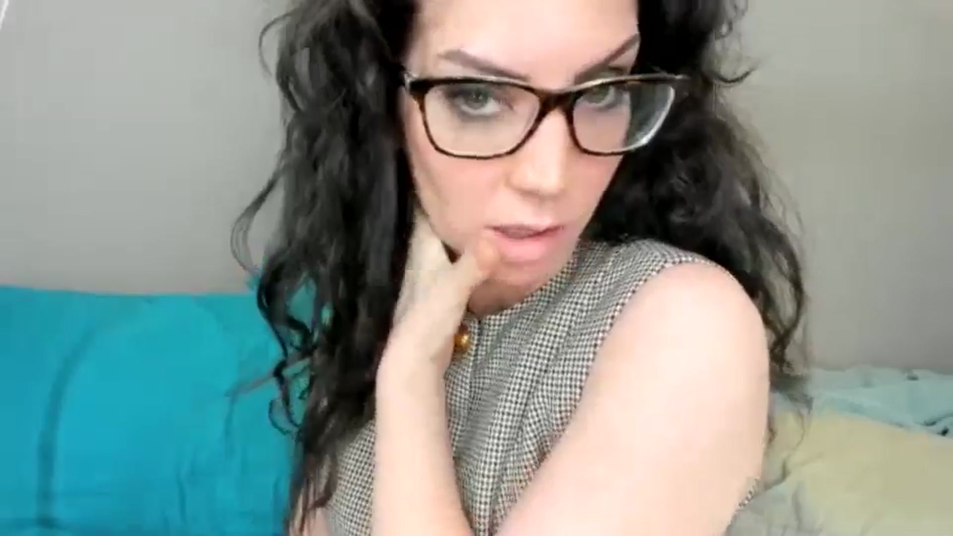 Gallery image thumbnail from Laurel's myfreecams stream on, 03/26/2025, 05:54 image 8 of 20