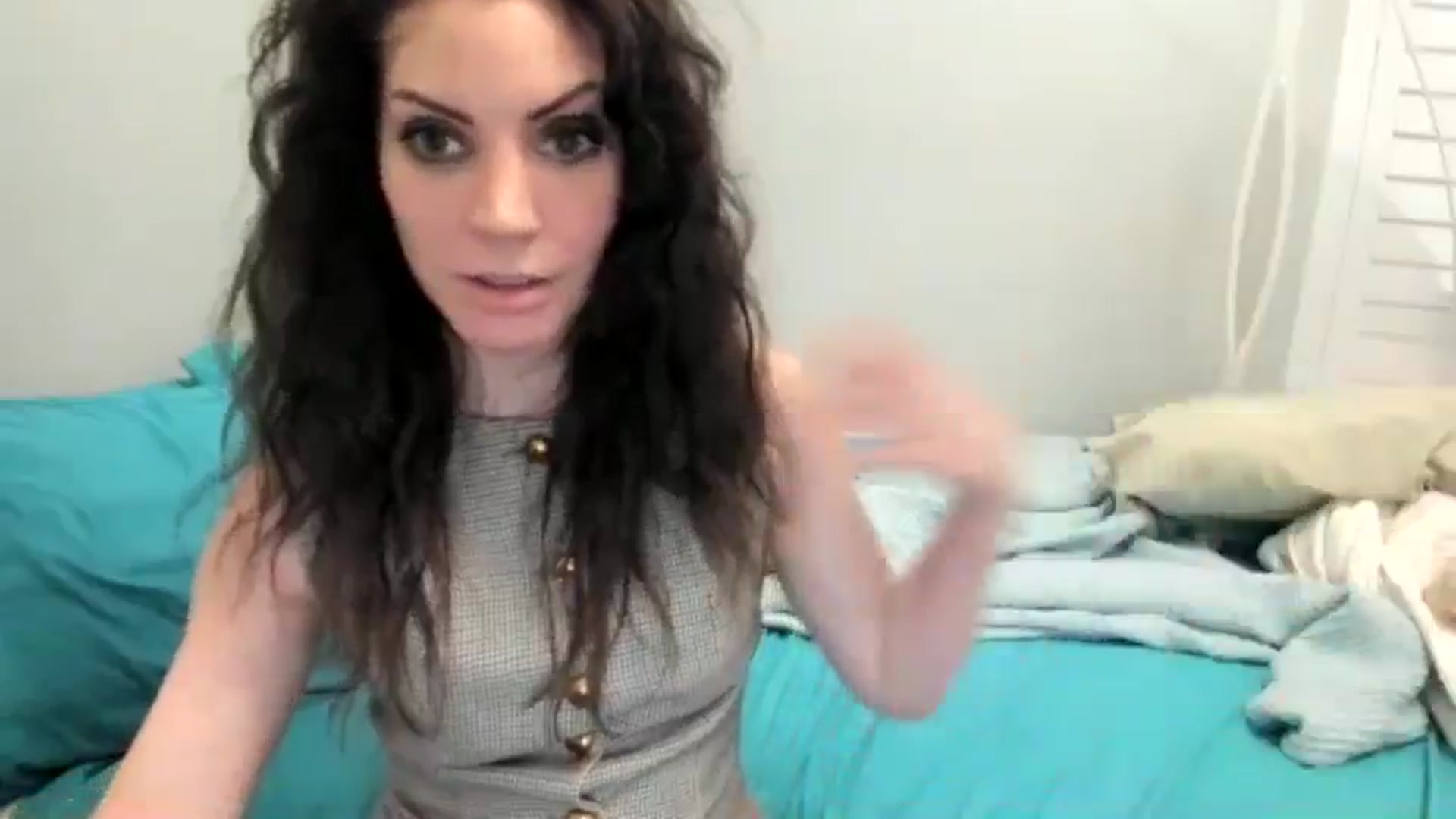 Gallery image thumbnail from Laurel's myfreecams stream on, 03/26/2025, 07:08 image 15 of 20