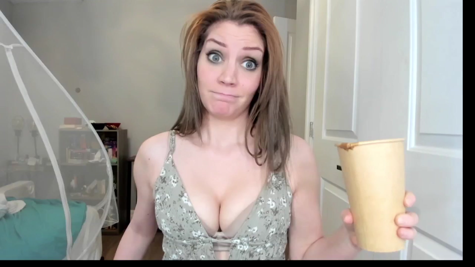 Gallery image thumbnail from Laurel's myfreecams stream on, 04/14/2025, 05:59 image 13 of 20