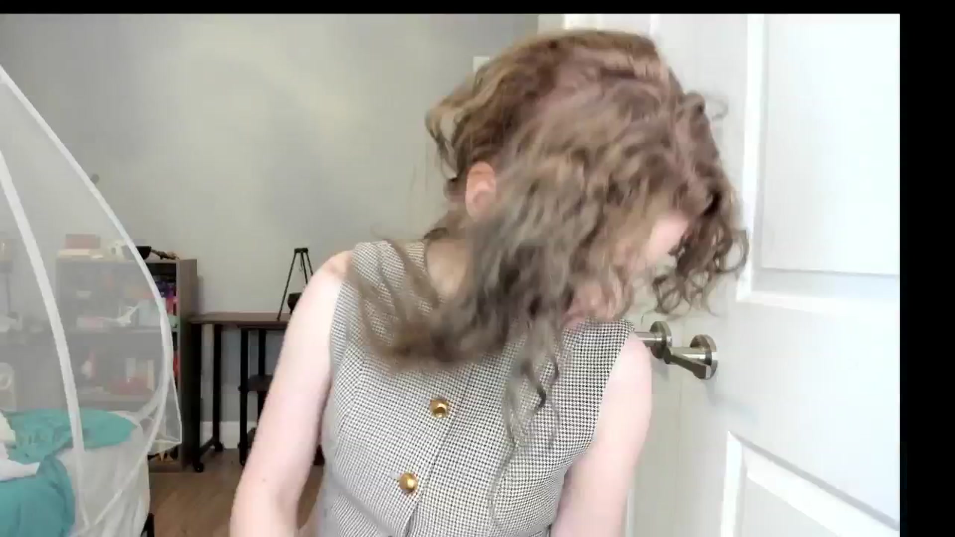 Gallery image thumbnail from Laurel's myfreecams stream on, 04/22/2025, 05:23 image 5 of 20