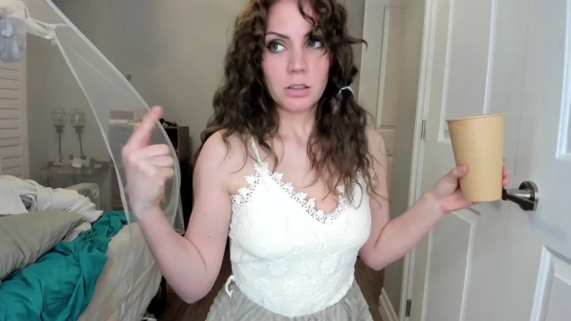 Gallery image thumbnail from Laurel's myfreecams stream on, 04/27/2025, 06:22 image 6 of 20