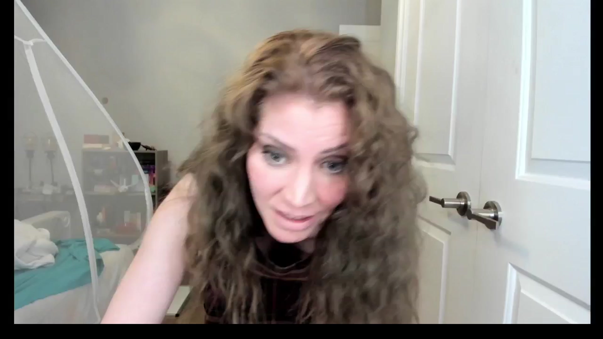Gallery image thumbnail from Laurel's myfreecams stream on, 04/29/2025, 06:03 image 1 of 20