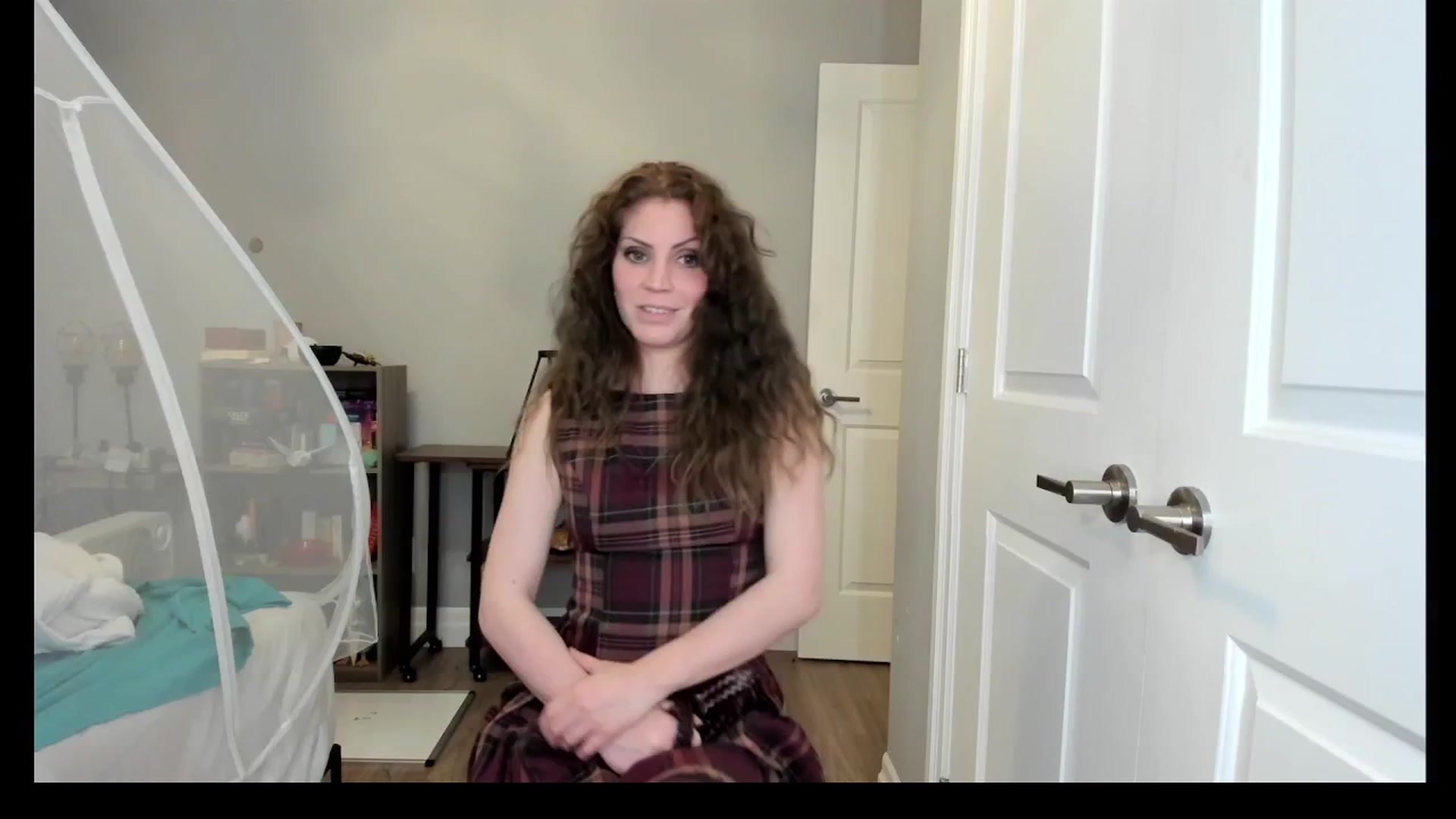 Gallery image thumbnail from Laurel's myfreecams stream on, 04/29/2025, 06:03 image 14 of 20