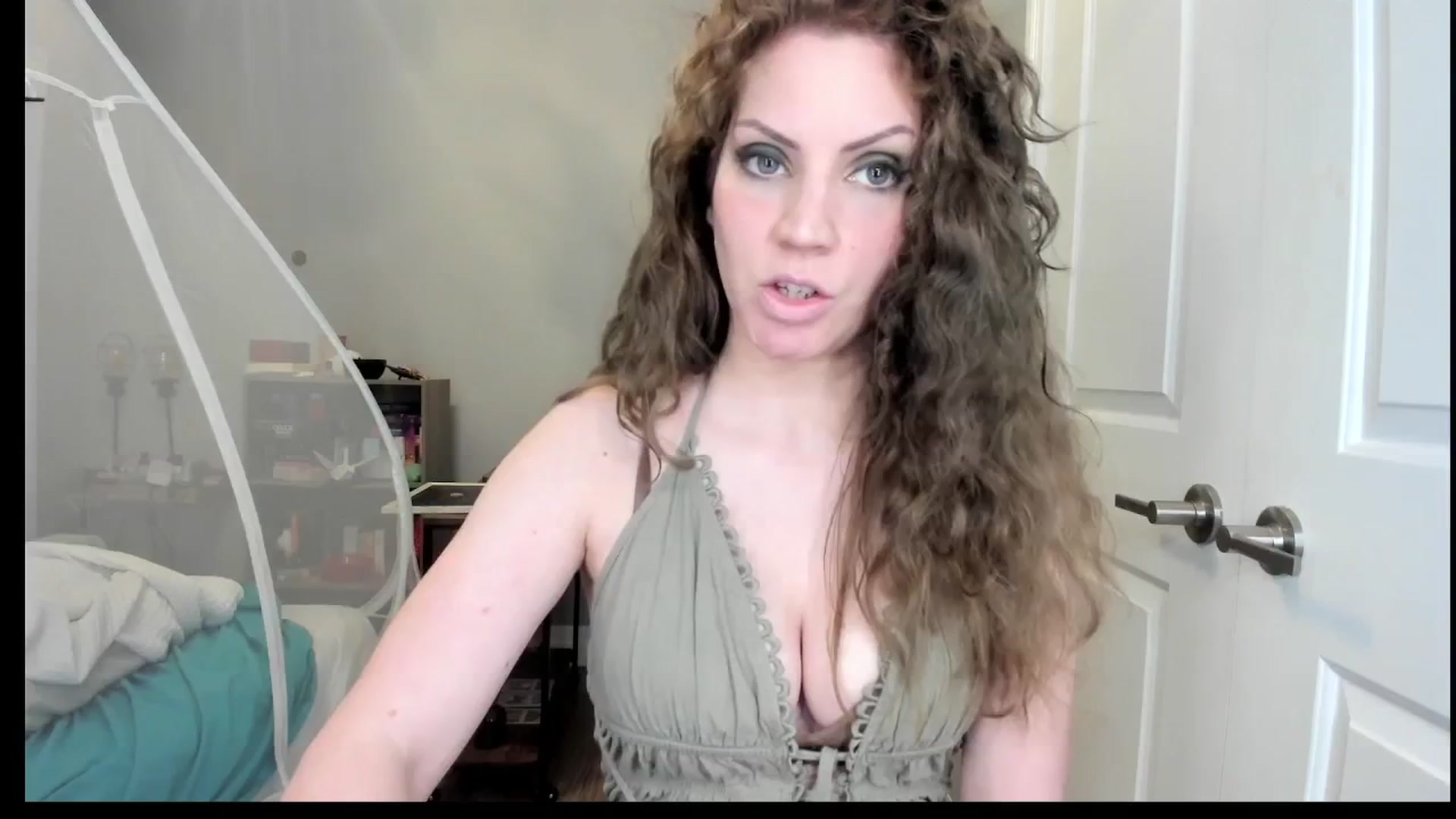 Gallery image thumbnail from Laurel's myfreecams stream on, 05/05/2025, 04:39 image 1 of 20