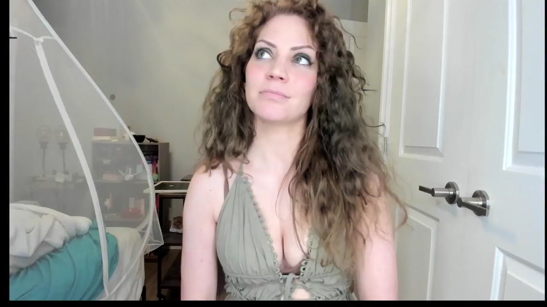 Gallery image thumbnail from Laurel's myfreecams stream on, 05/05/2025, 04:39 image 2 of 20