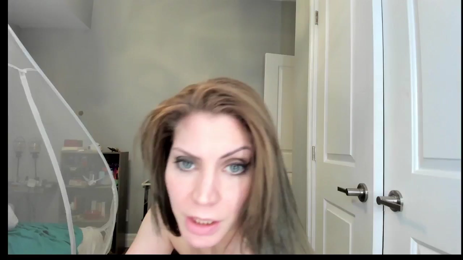 Gallery image thumbnail from Laurel's myfreecams stream on, 05/09/2025, 05:53 image 15 of 20