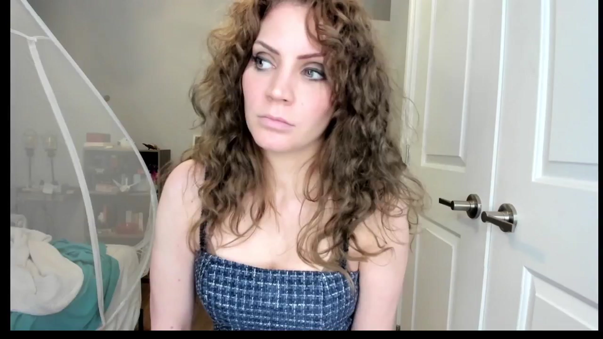 Gallery image thumbnail from Laurel's myfreecams stream on, 05/13/2025, 04:47 image 9 of 20