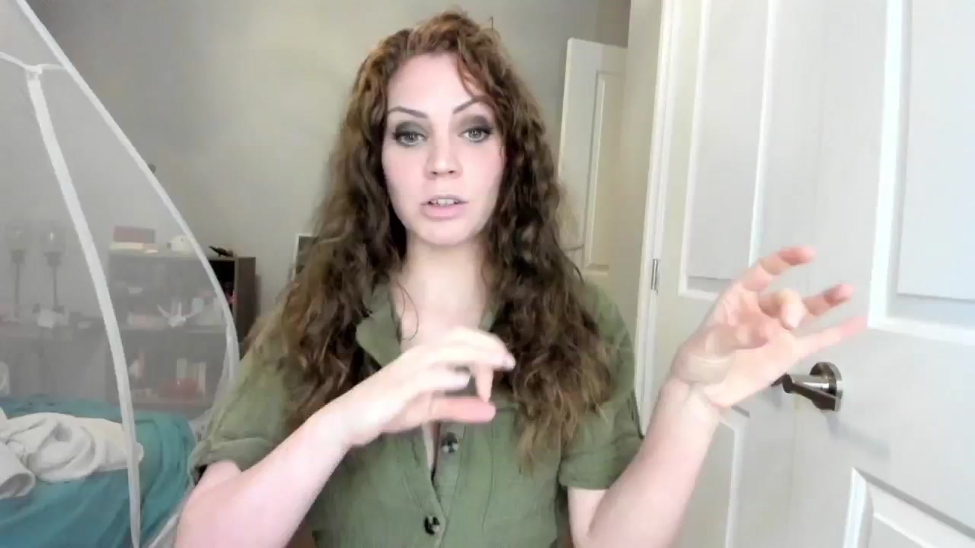 Gallery image thumbnail from Laurel's myfreecams stream on, 05/15/2025, 04:04 image 6 of 20