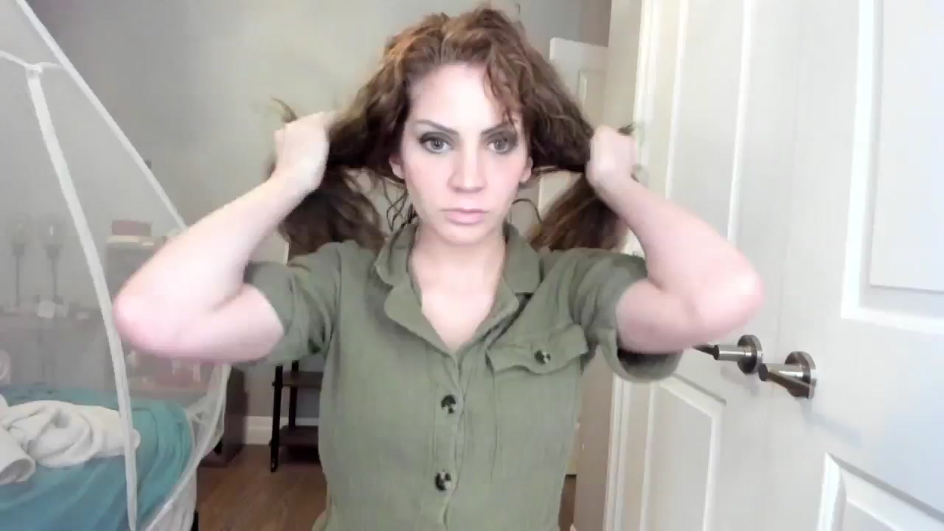 Gallery image thumbnail from Laurel's myfreecams stream on, 05/15/2025, 04:04 image 2 of 20