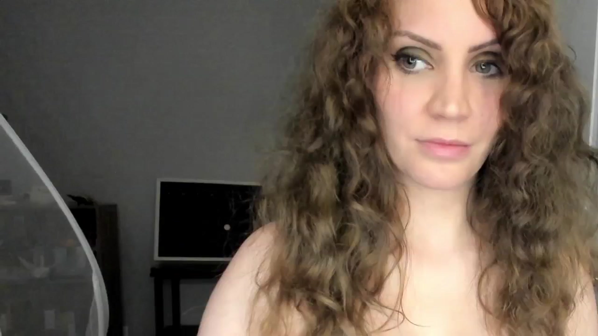 Gallery image thumbnail from Laurel's myfreecams stream on, 05/15/2025, 05:06 image 19 of 20