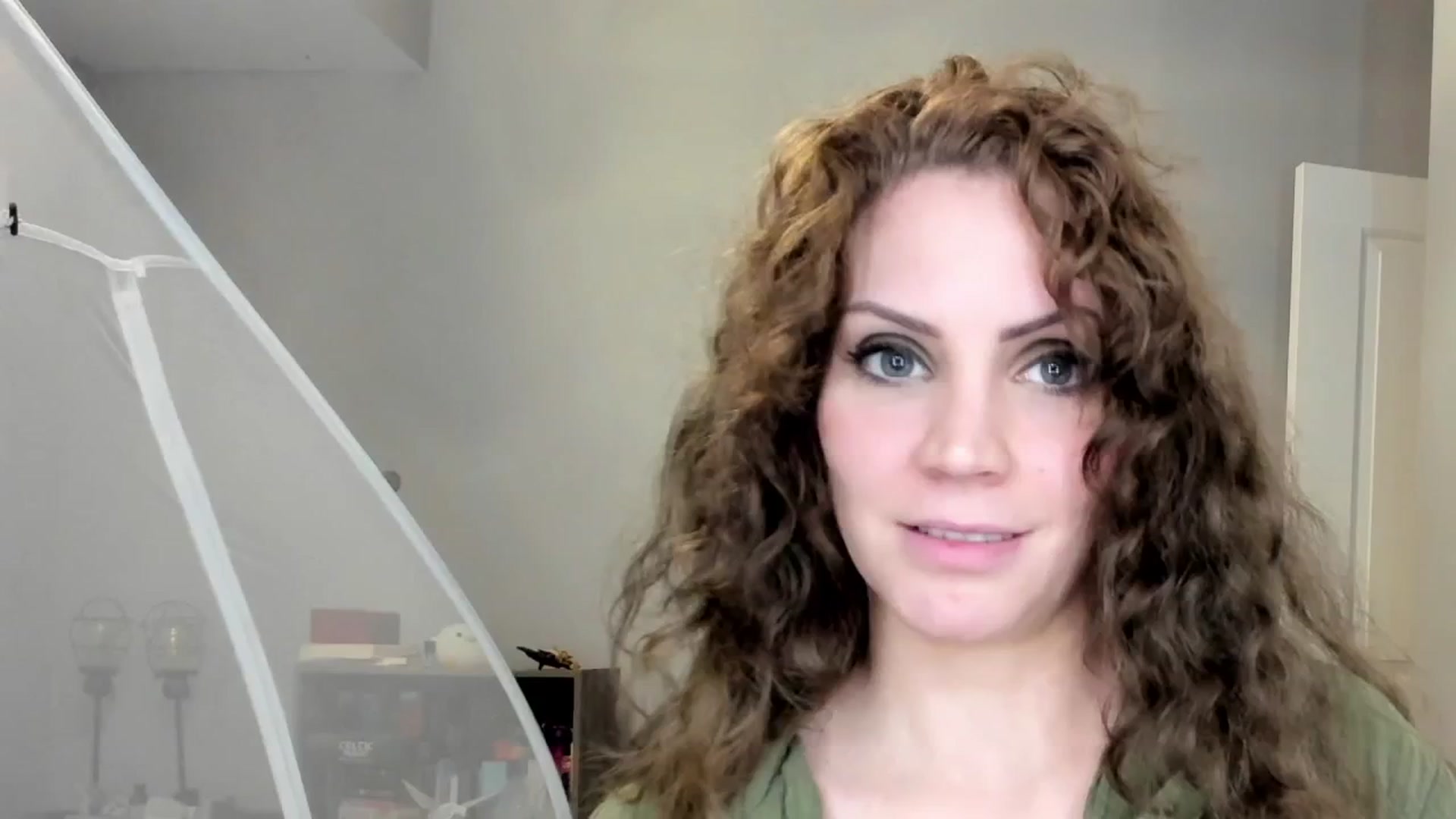 Gallery image thumbnail from Laurel's myfreecams stream on, 05/15/2025, 05:06 image 1 of 20