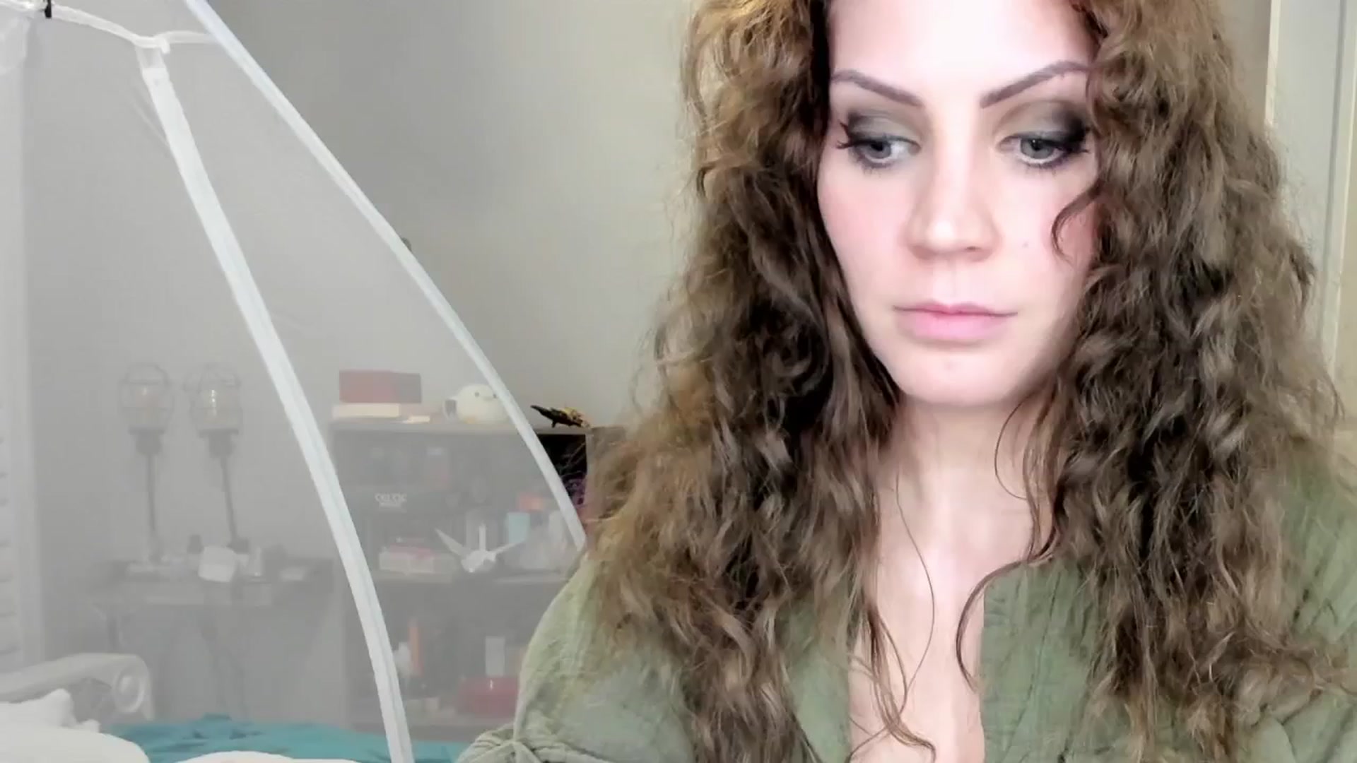 Gallery image thumbnail from Laurel's myfreecams stream on, 05/15/2025, 05:06 image 10 of 20