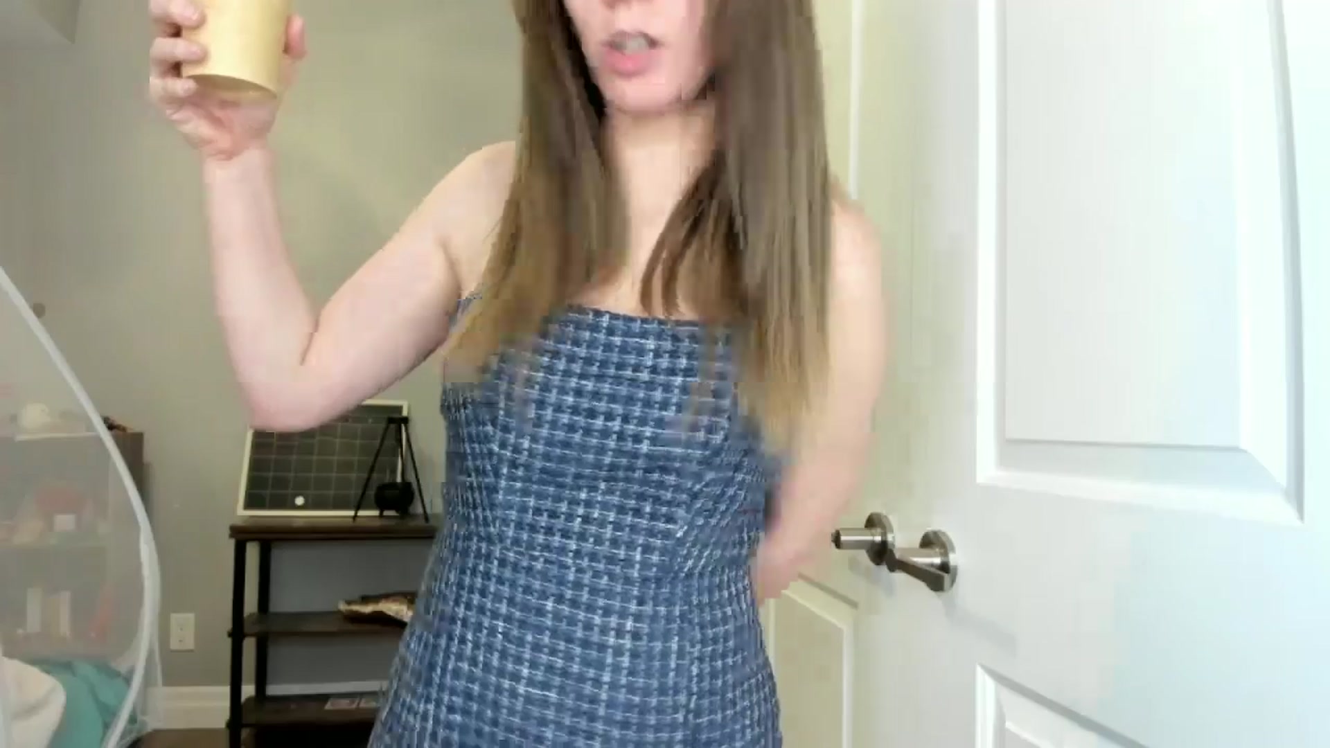 Gallery image thumbnail from Laurel's myfreecams stream on, 05/24/2025, 08:37 image 13 of 20