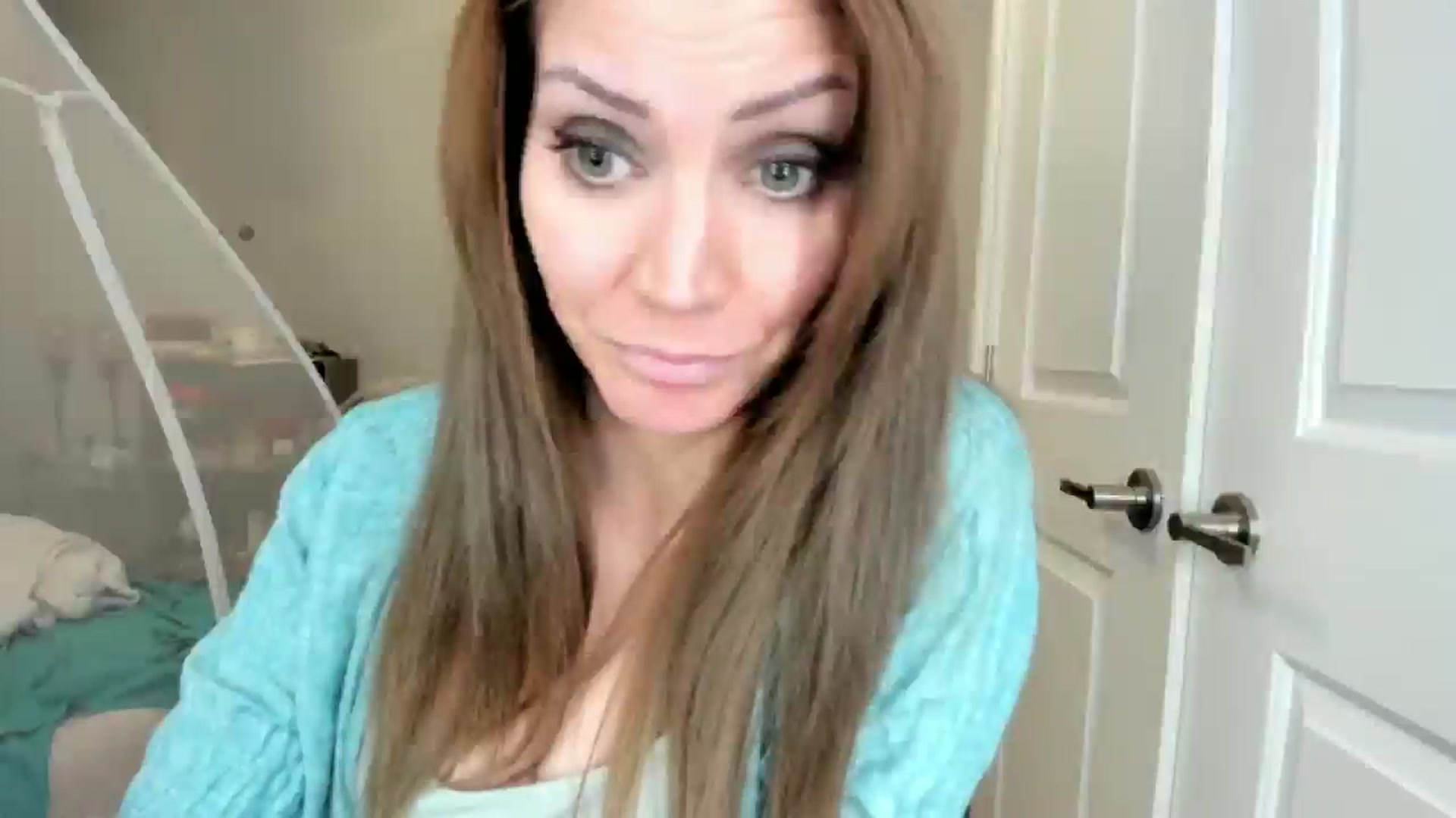 Gallery image thumbnail from Laurel's myfreecams stream on, 06/01/2025, 04:47 image 2 of 20
