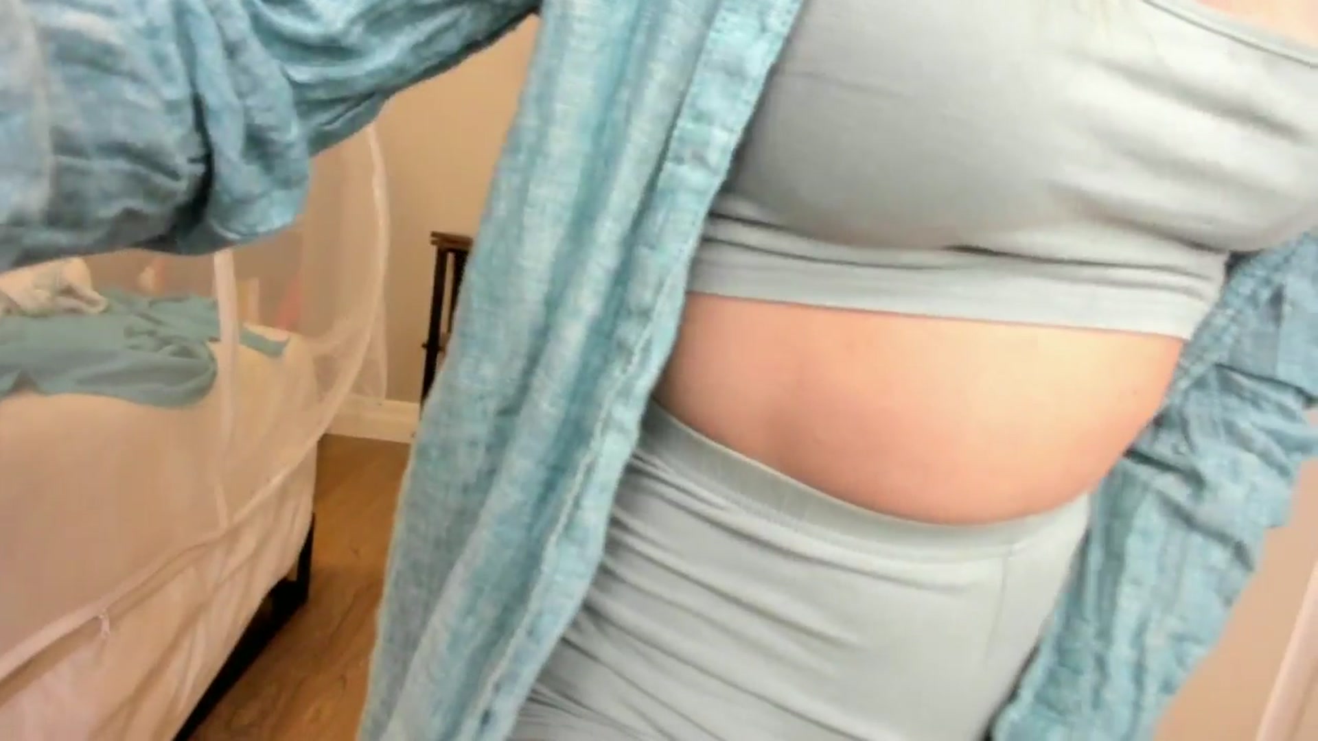 Gallery image thumbnail from Laurel's myfreecams stream on, 06/01/2025, 04:47 image 8 of 20