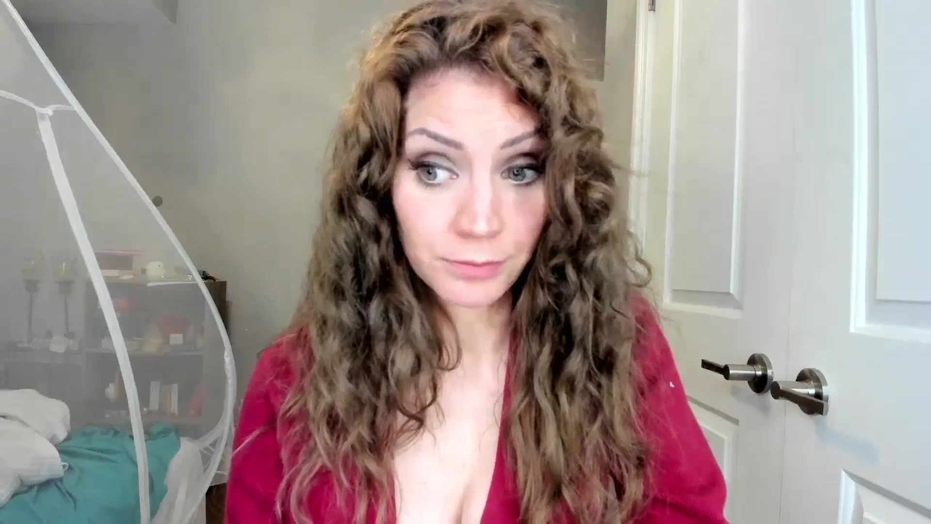 Gallery image thumbnail from Laurel's myfreecams stream on, 06/03/2025, 06:49 image 10 of 20