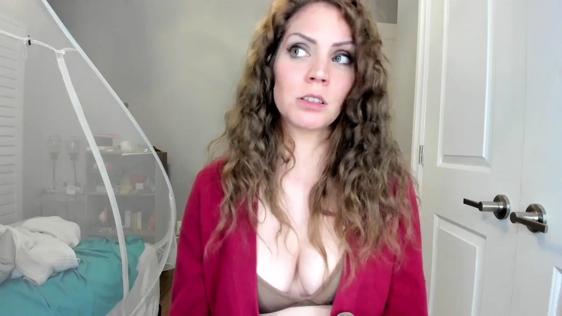 Gallery image thumbnail from Laurel's myfreecams stream on, 06/03/2025, 06:49 image 11 of 20