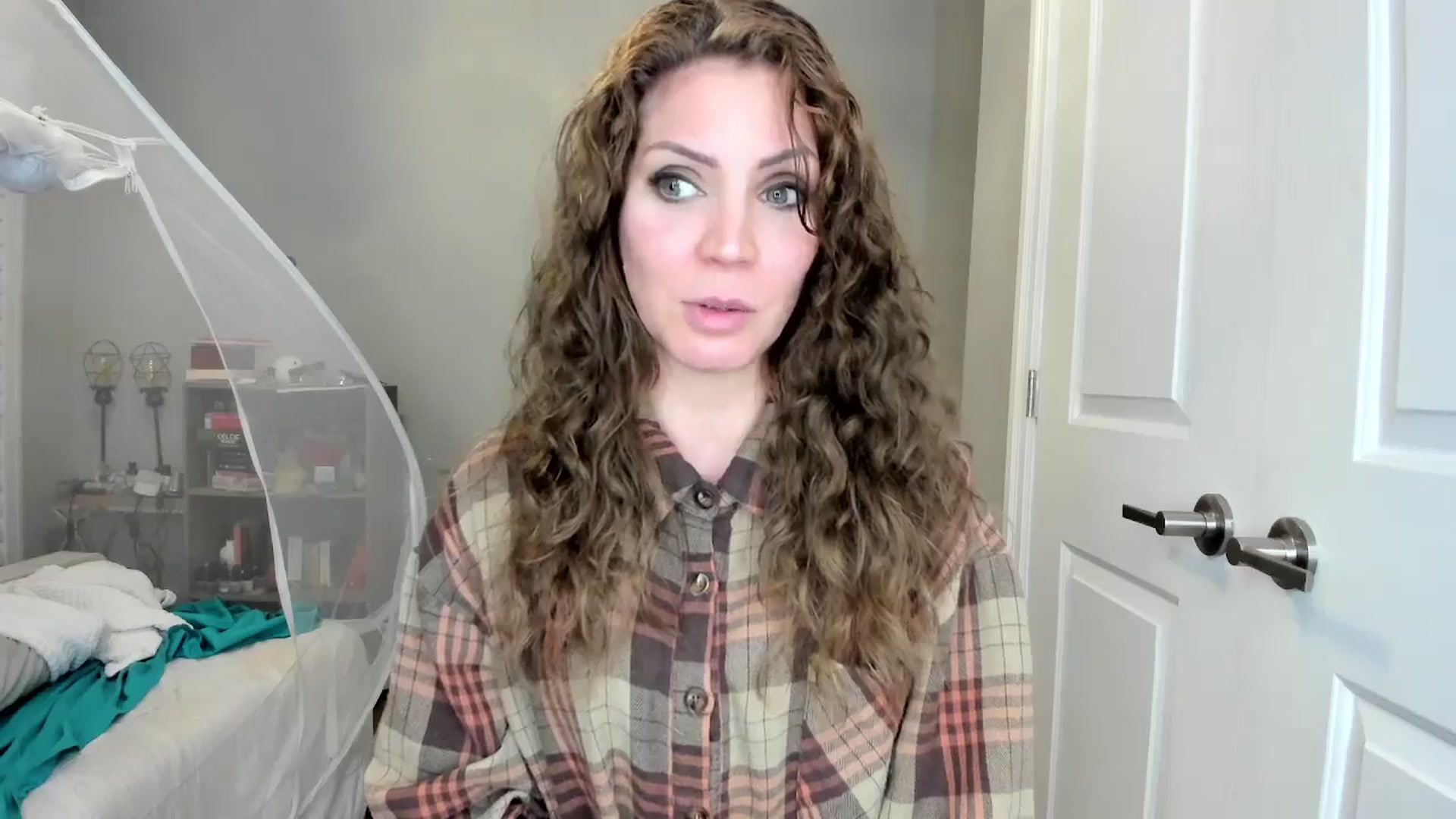 Gallery image thumbnail from Laurel's myfreecams stream on, 06/06/2025, 06:46 image 2 of 20
