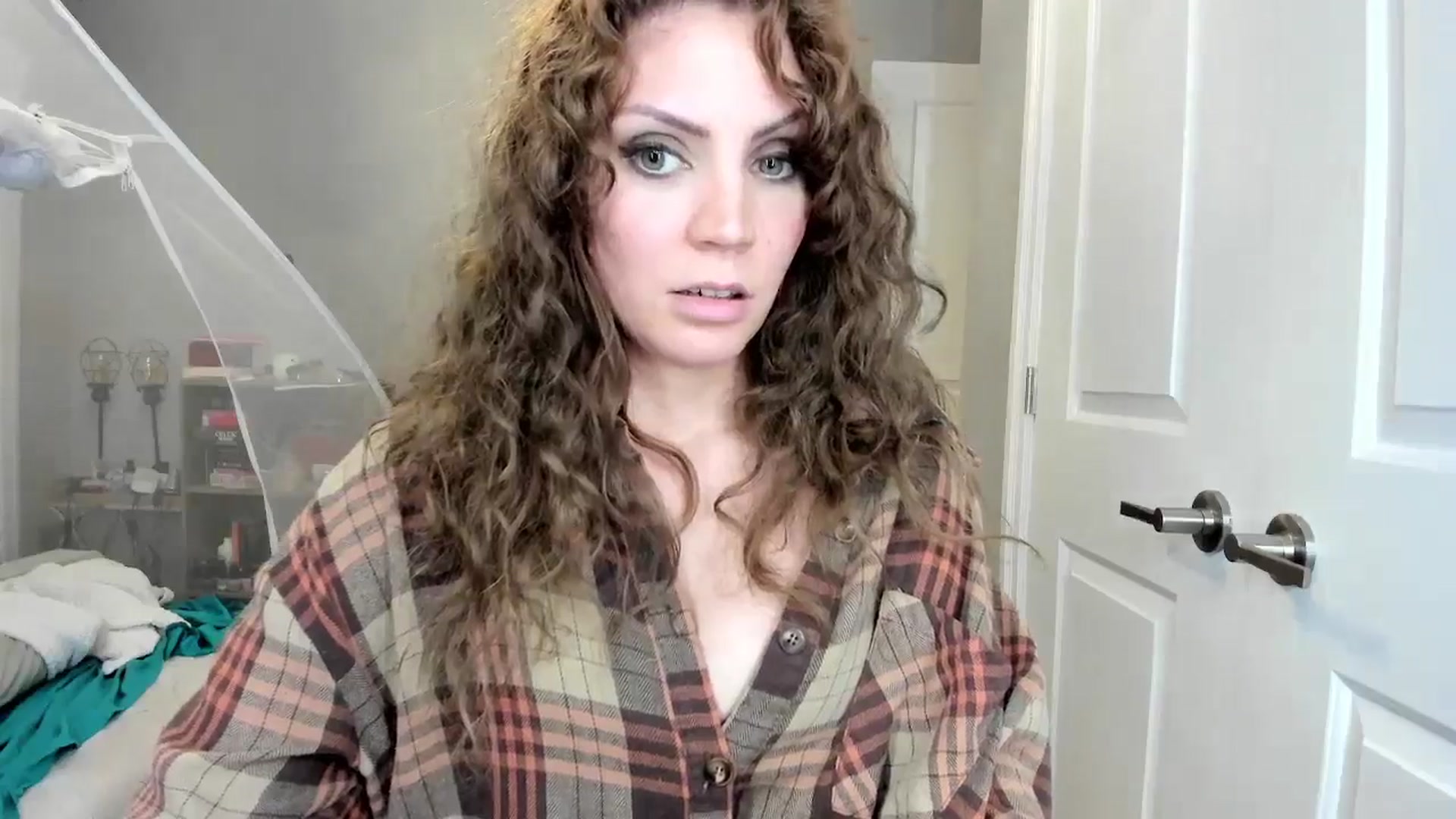 Gallery image thumbnail from Laurel's myfreecams stream on, 06/06/2025, 06:46 image 12 of 20
