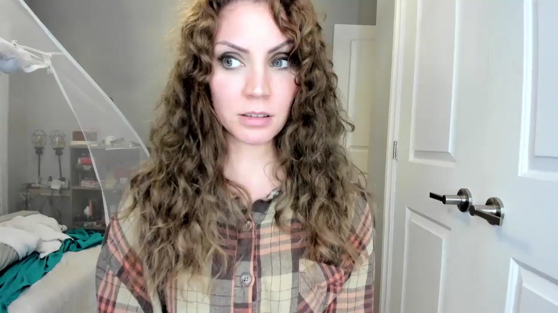 Gallery image thumbnail from Laurel's myfreecams stream on, 06/06/2025, 06:46 image 8 of 20