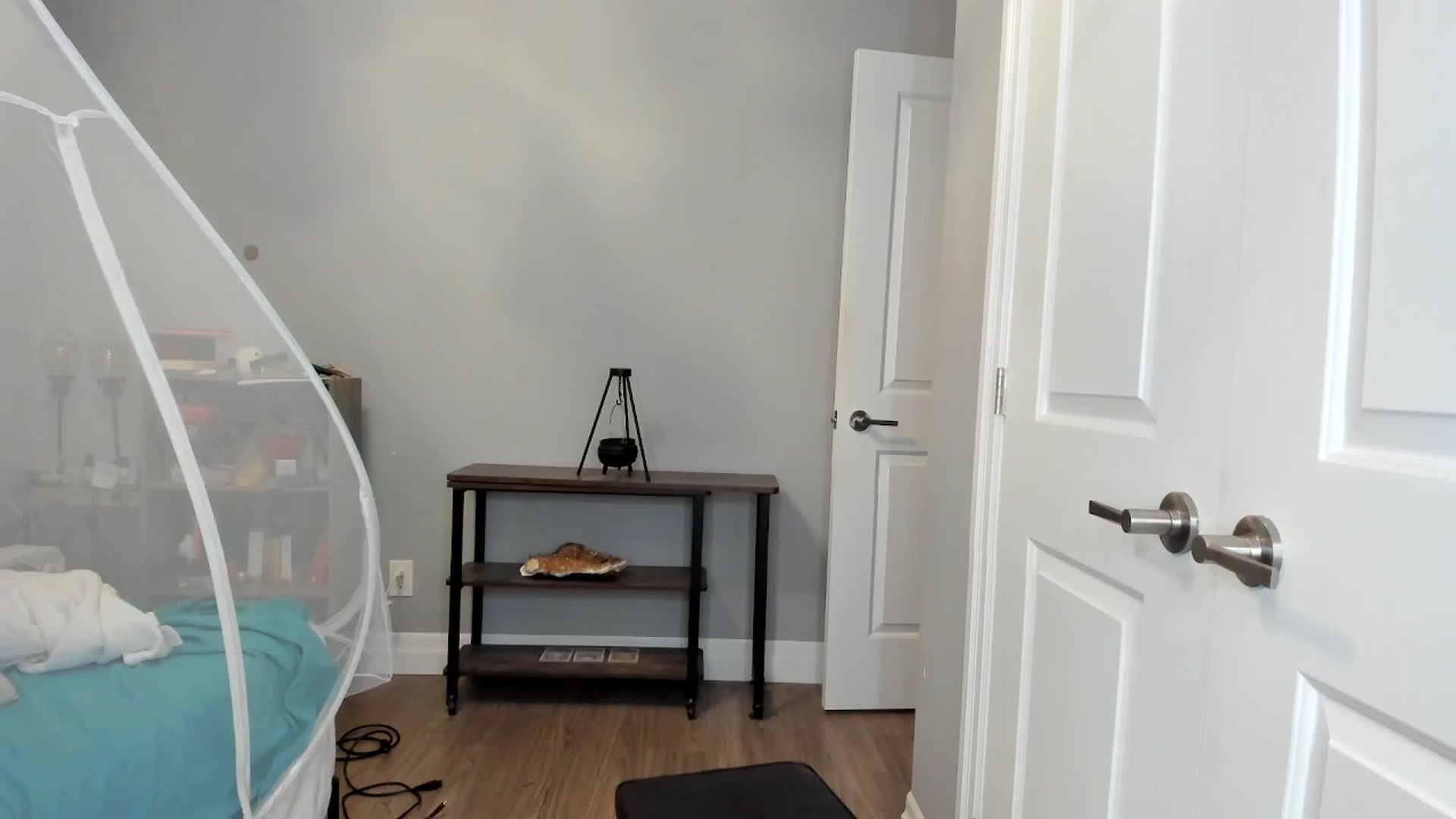 Gallery image thumbnail from Laurel's myfreecams stream on, 06/08/2025, 05:09 image 3 of 20