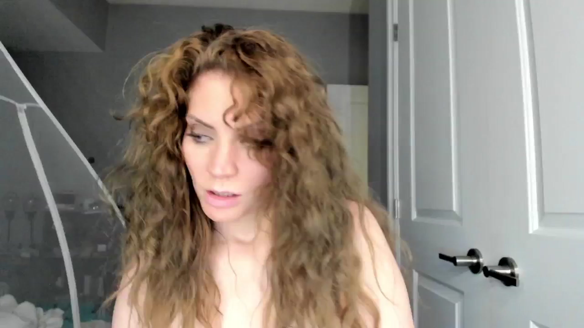 Gallery image thumbnail from Laurel's myfreecams stream on, 06/10/2025, 08:51 image 18 of 20