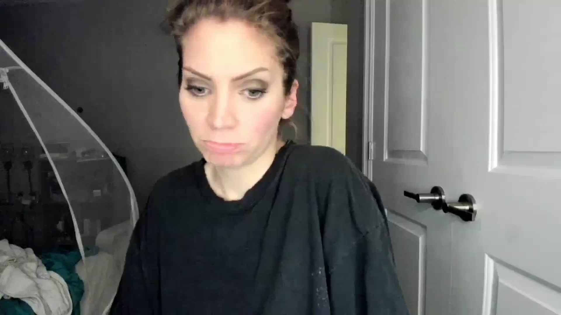 Gallery image thumbnail from Laurel's myfreecams stream on, 06/21/2025, 06:48 image 17 of 20