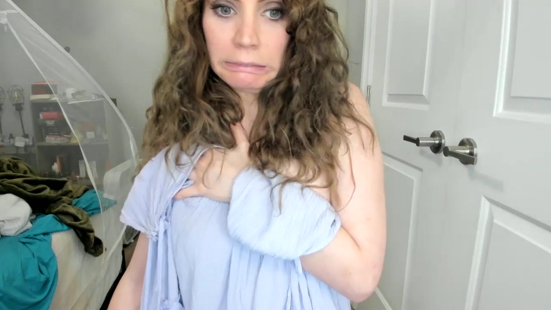 Gallery image thumbnail from Laurel's myfreecams stream on, 06/30/2025, 06:26 image 3 of 20