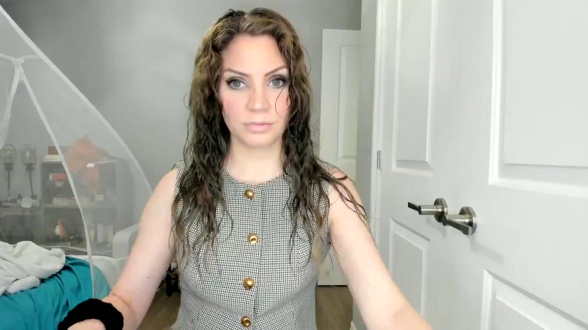 Gallery image thumbnail from Laurel's myfreecams stream on, 07/09/2025, 04:00 image 2 of 20