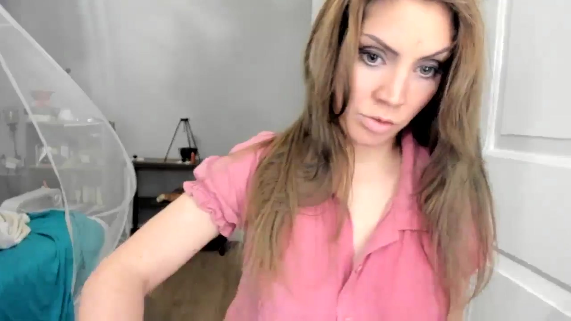 Gallery image thumbnail from Laurel's myfreecams stream on, 07/26/2025, 05:14 image 16 of 20