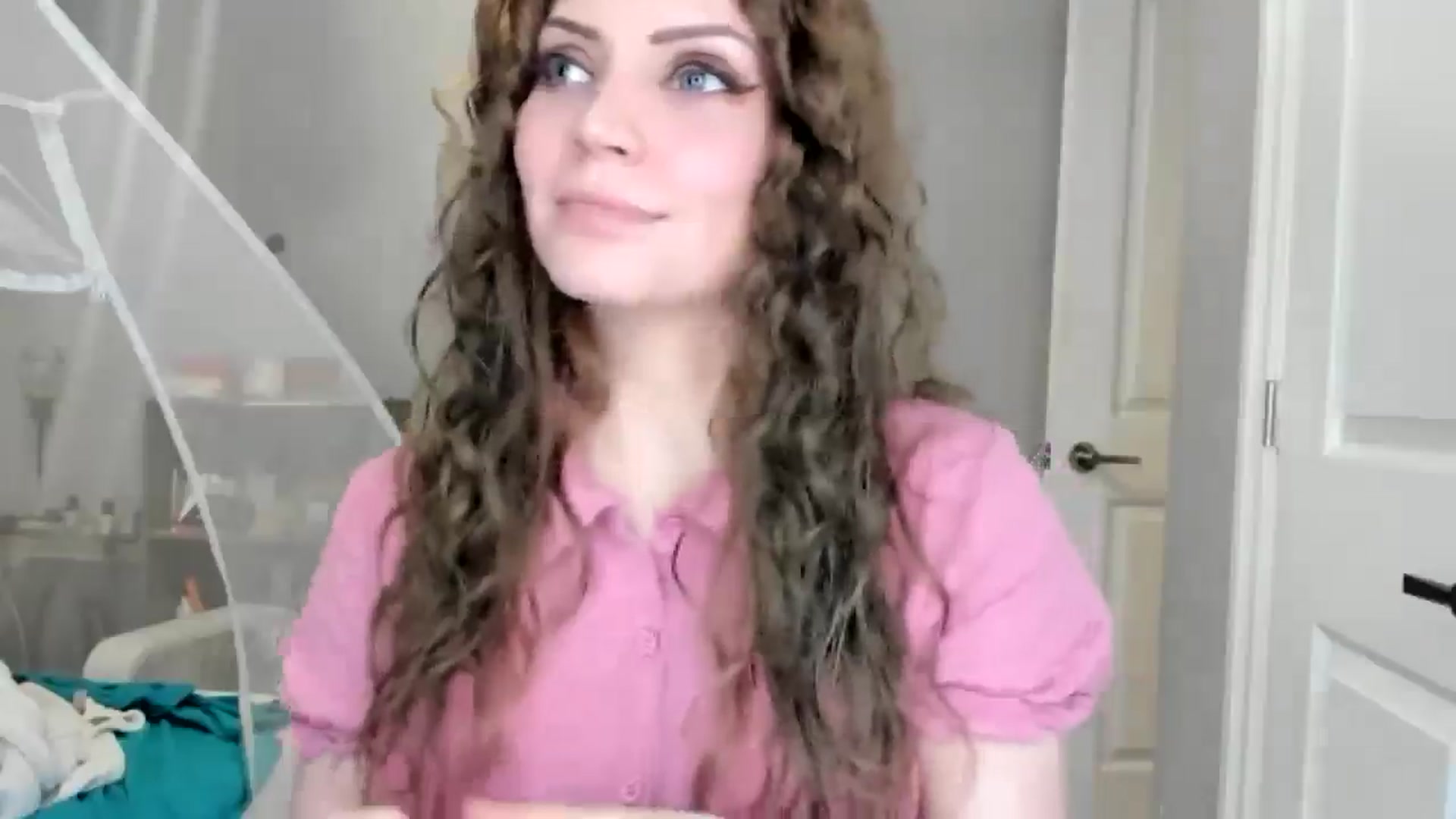 Gallery image thumbnail from Laurel's myfreecams stream on, 08/22/2025, 05:39 image 14 of 20