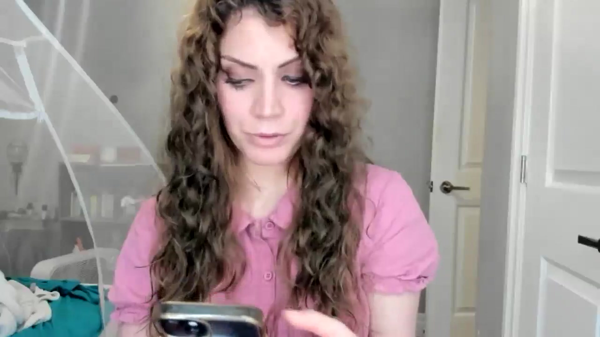 Gallery image thumbnail from Laurel's myfreecams stream on, 08/22/2025, 05:39 image 18 of 20