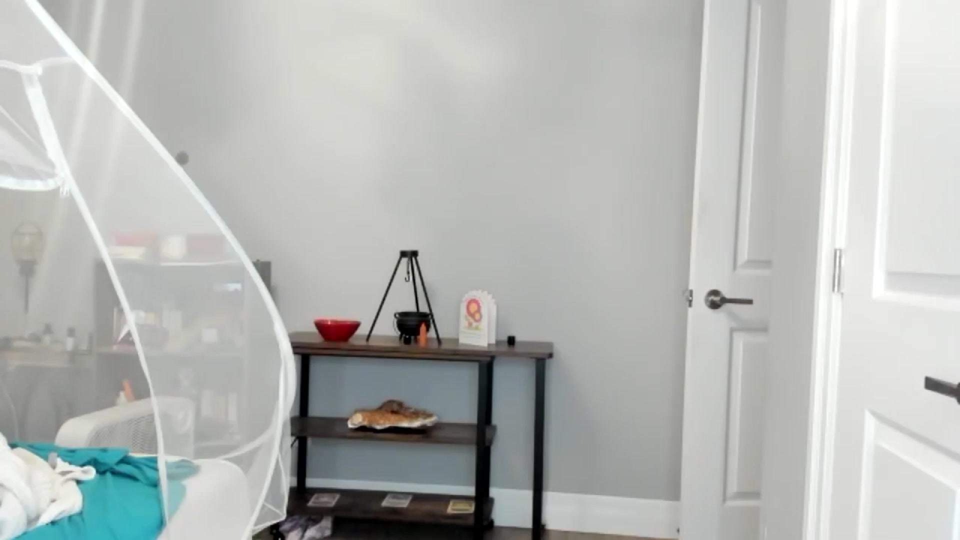 Gallery image thumbnail from Laurel's myfreecams stream on, 08/22/2025, 05:39 image 15 of 20