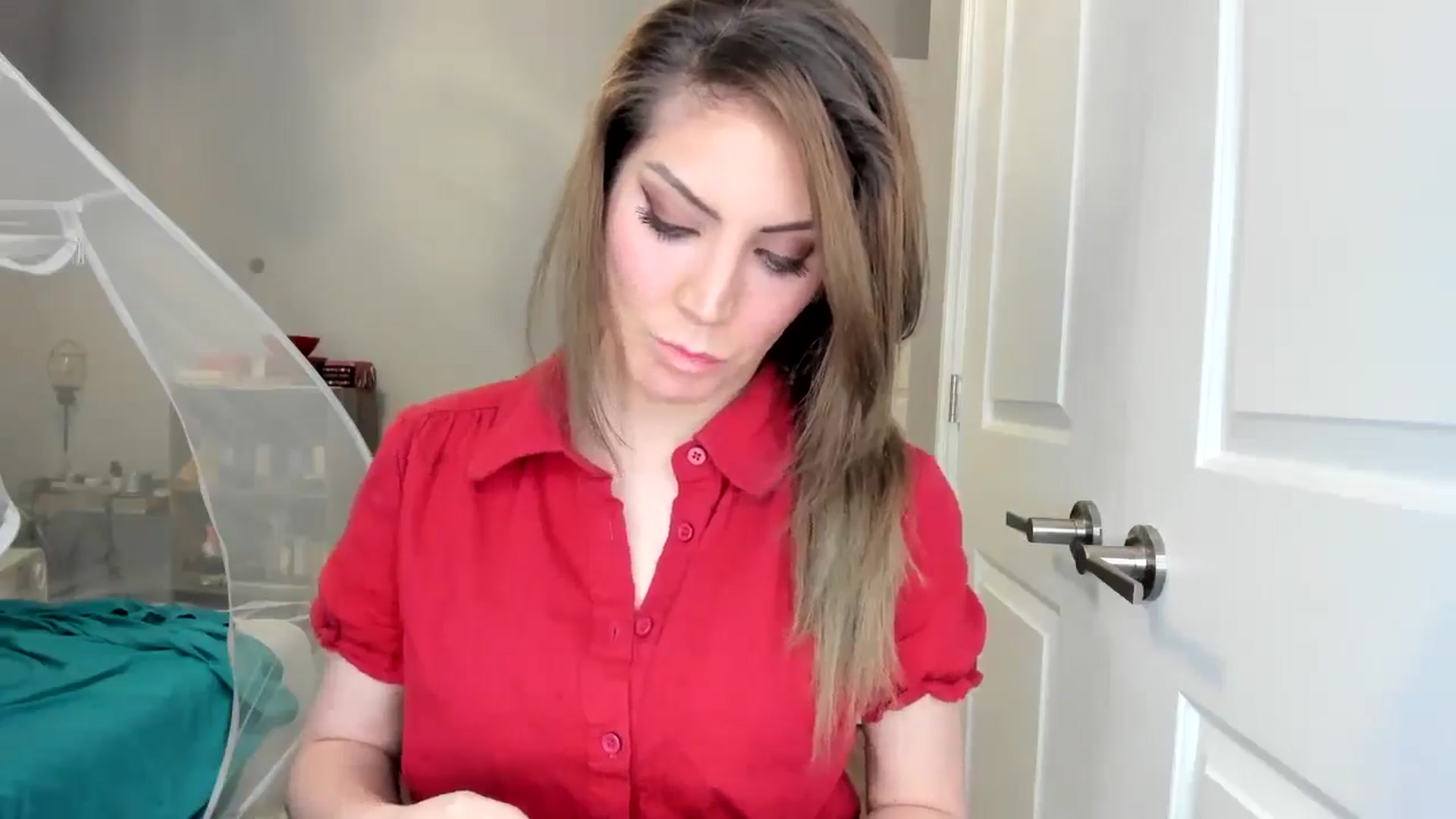 Gallery image thumbnail from Laurel's myfreecams stream on, 08/30/2025, 03:37 image 10 of 20