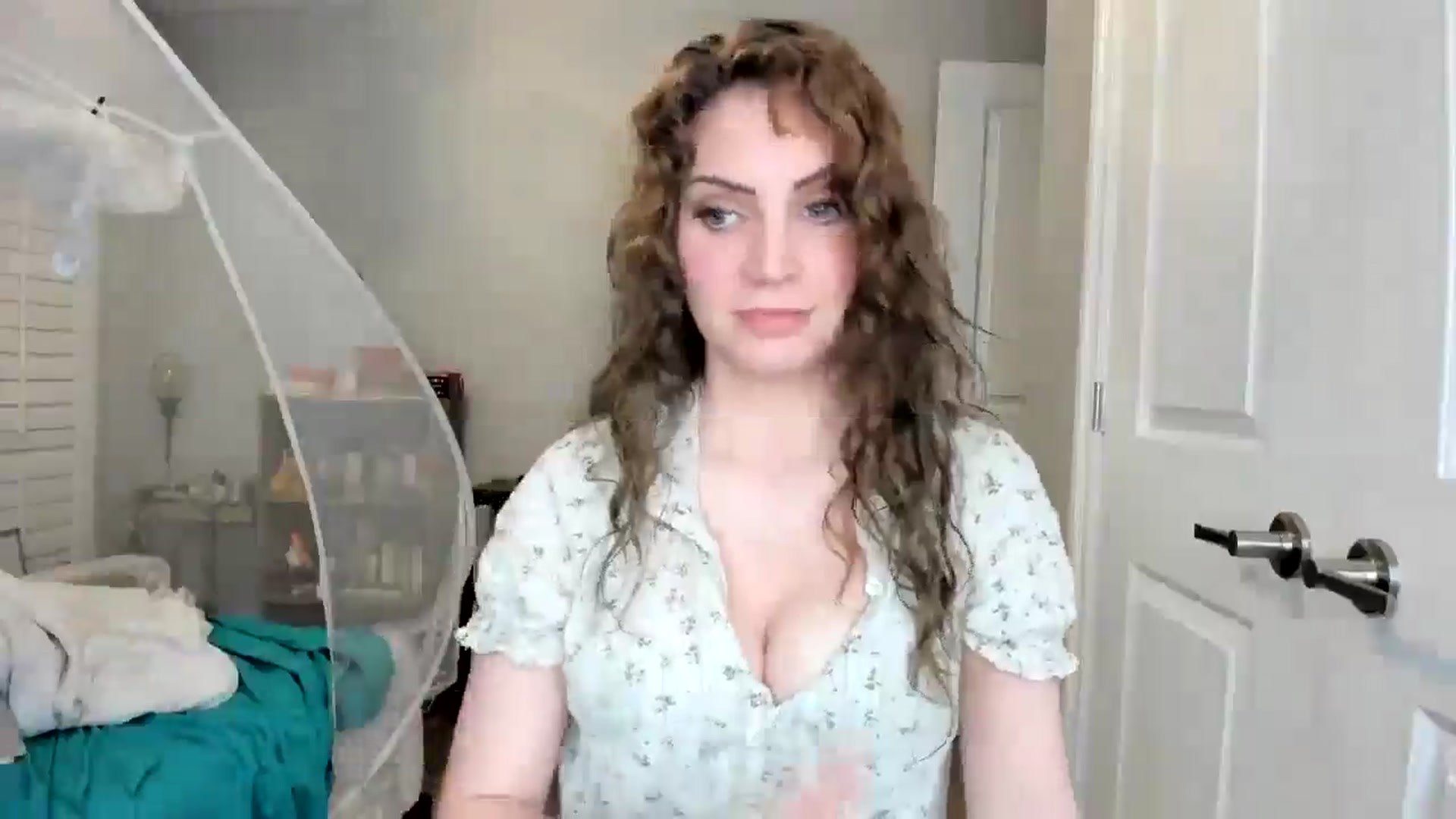 Gallery image thumbnail from Laurel's myfreecams stream on, 09/05/2025, 09:52 image 4 of 20