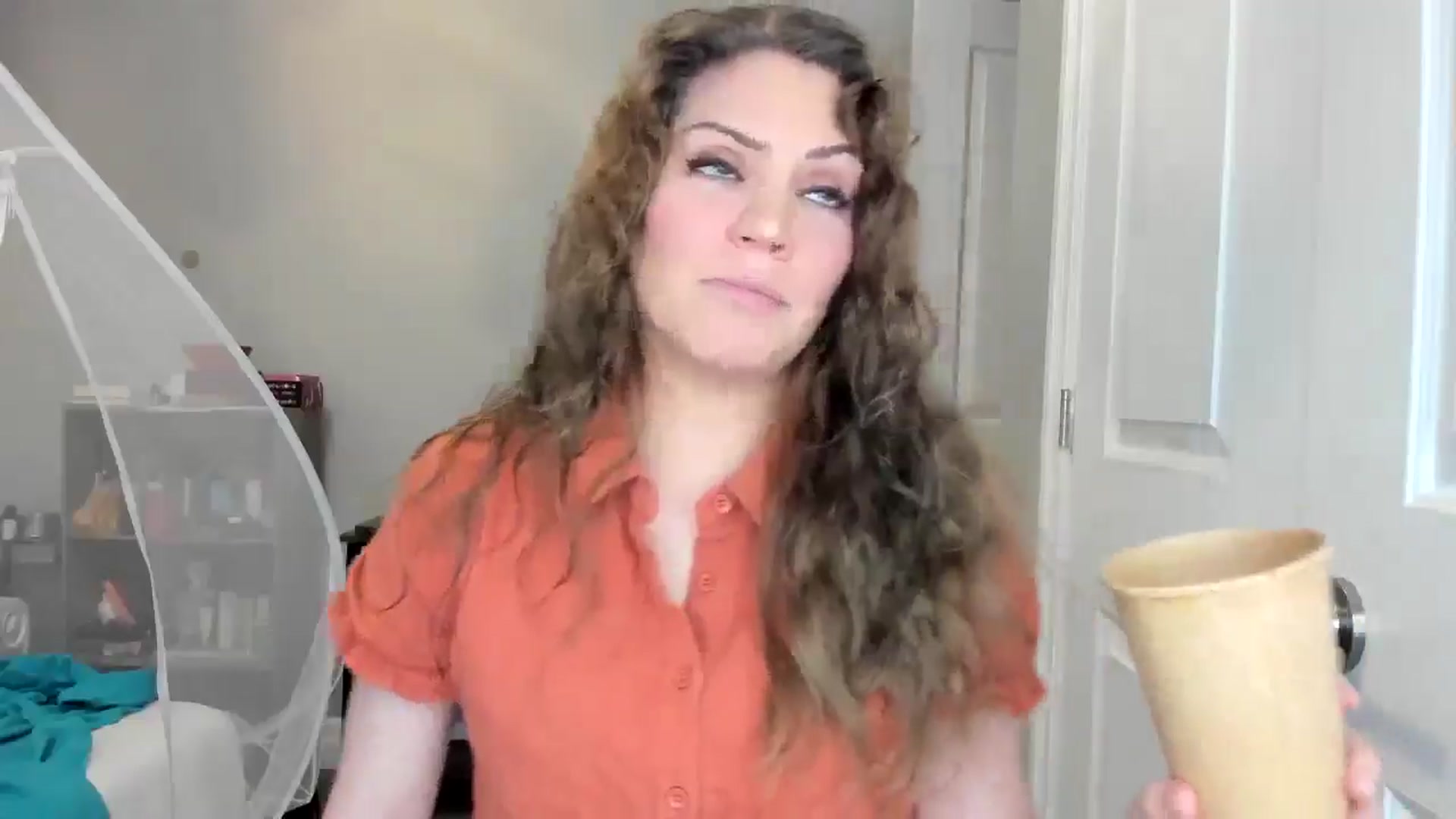 Gallery image thumbnail from Laurel's myfreecams stream on, 10/11/2025, 06:08 image 8 of 20
