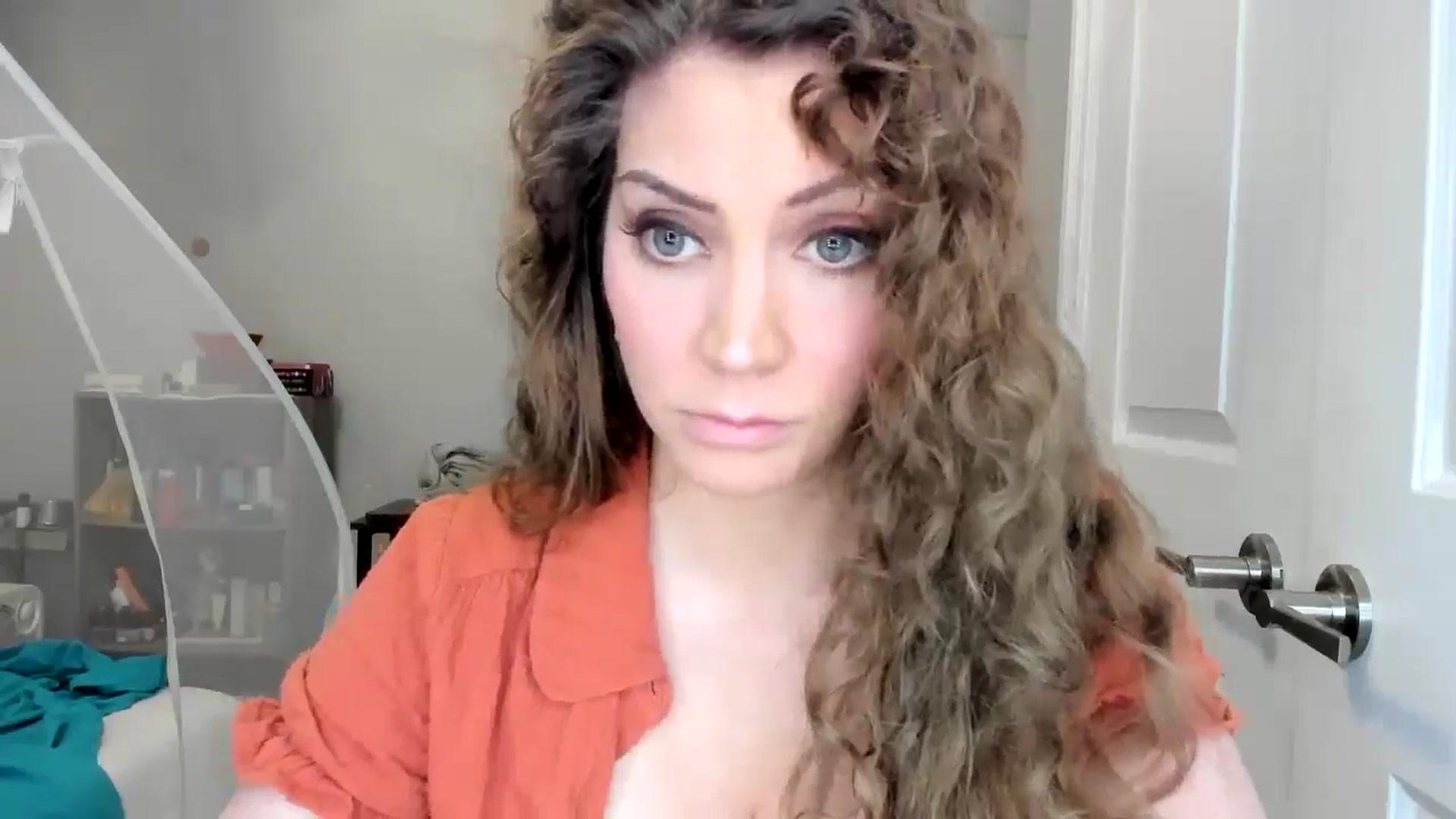 Gallery image thumbnail from Laurel's myfreecams stream on, 10/11/2025, 06:08 image 16 of 20