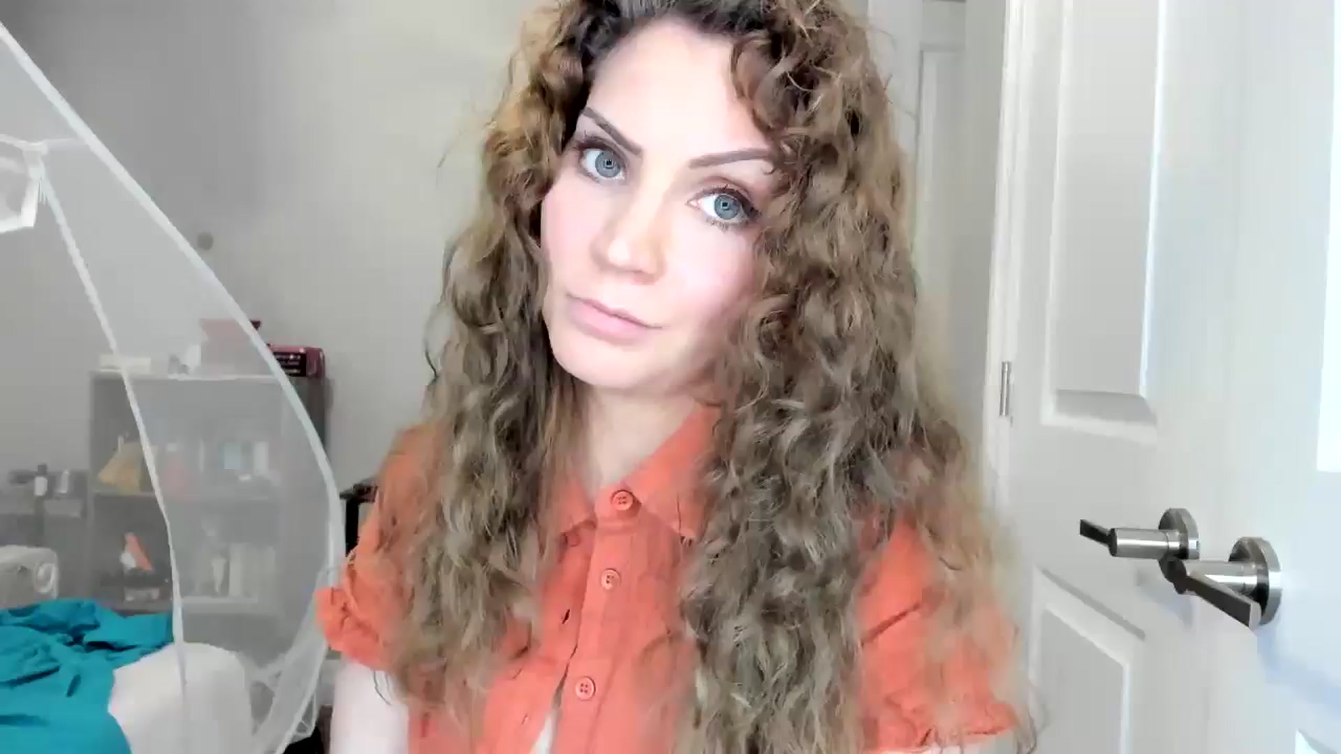 Gallery image thumbnail from Laurel's myfreecams stream on, 10/11/2025, 07:43 image 2 of 20