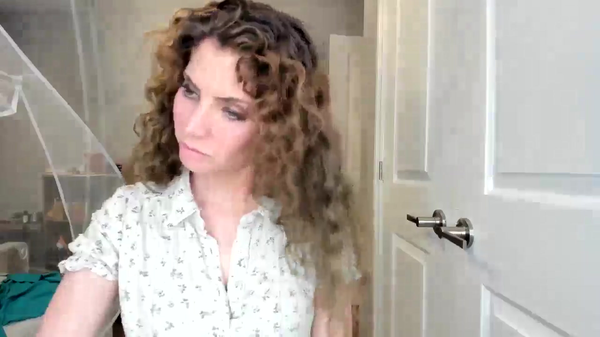 Gallery image thumbnail from Laurel's myfreecams stream on, 10/15/2025, 07:19 image 18 of 20