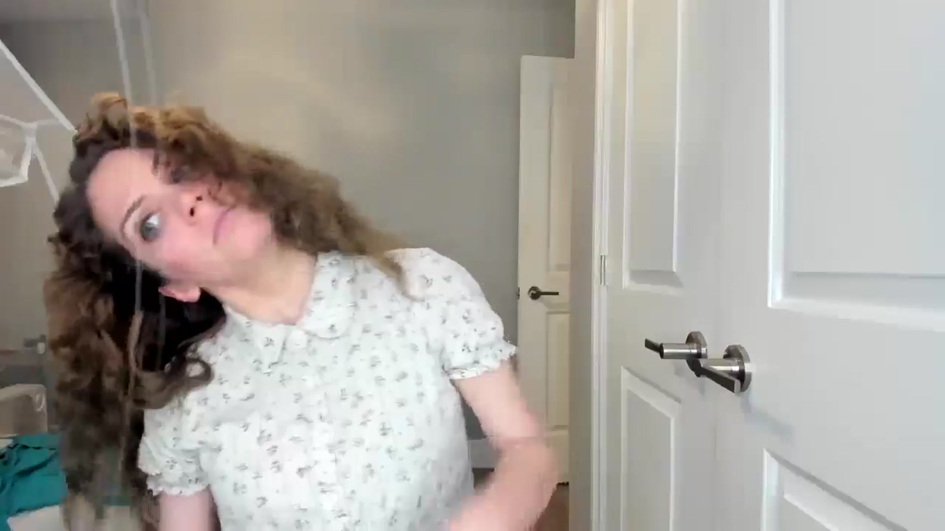 Gallery image thumbnail from Laurel's myfreecams stream on, 10/15/2025, 07:19 image 5 of 20