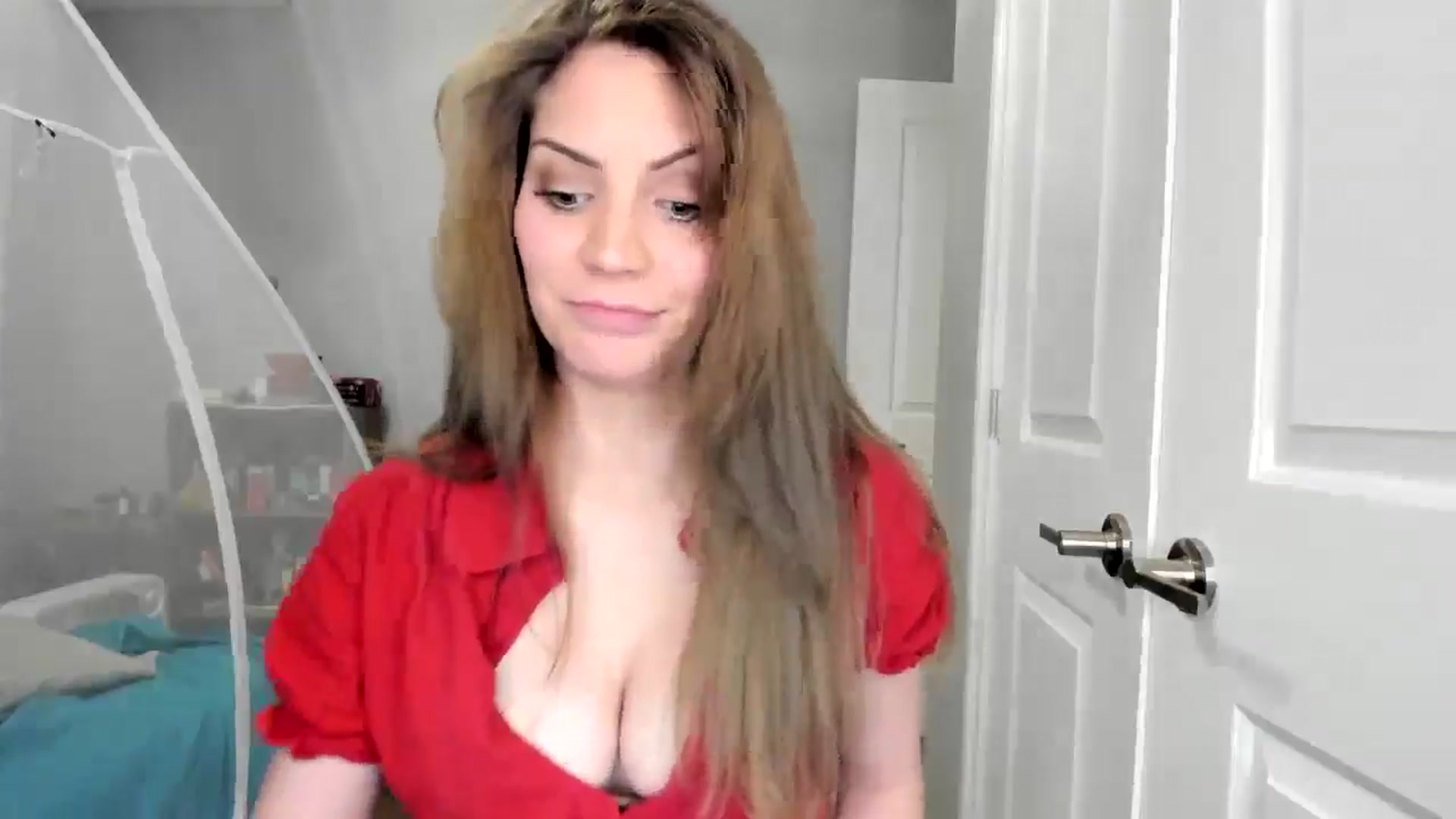 Gallery image thumbnail from Laurel's myfreecams stream on, 10/19/2025, 06:11 image 20 of 20